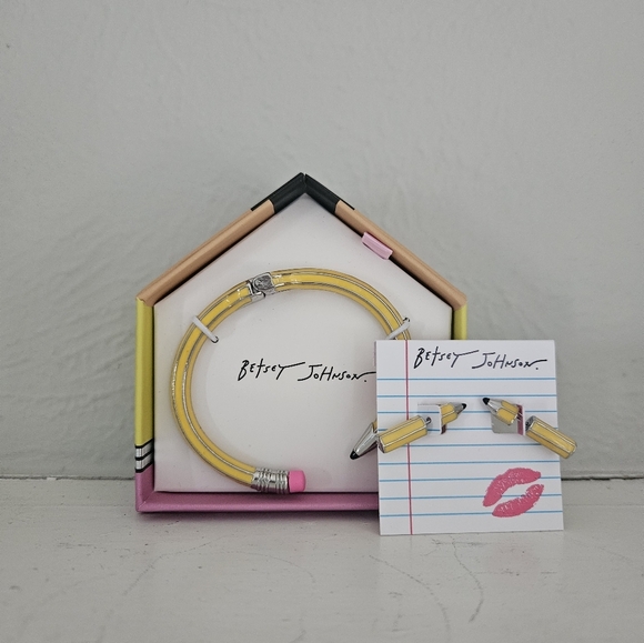 NWT Betsey Johnson 'Back To School' Bracelet And Earrings Bundle- Yellow Edition - Picture 1 of 4
